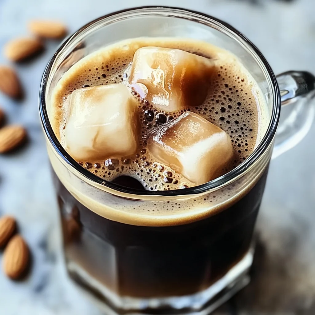 Caffè con latte di mandorle